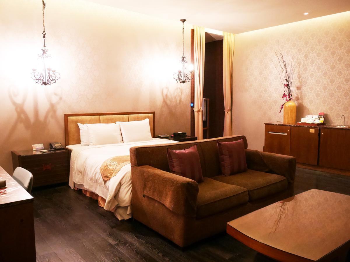 Lanshy Motel Taichung Exterior foto