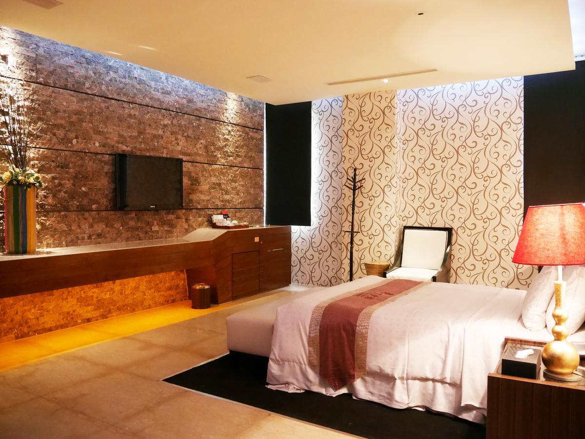 Lanshy Motel Taichung Exterior foto